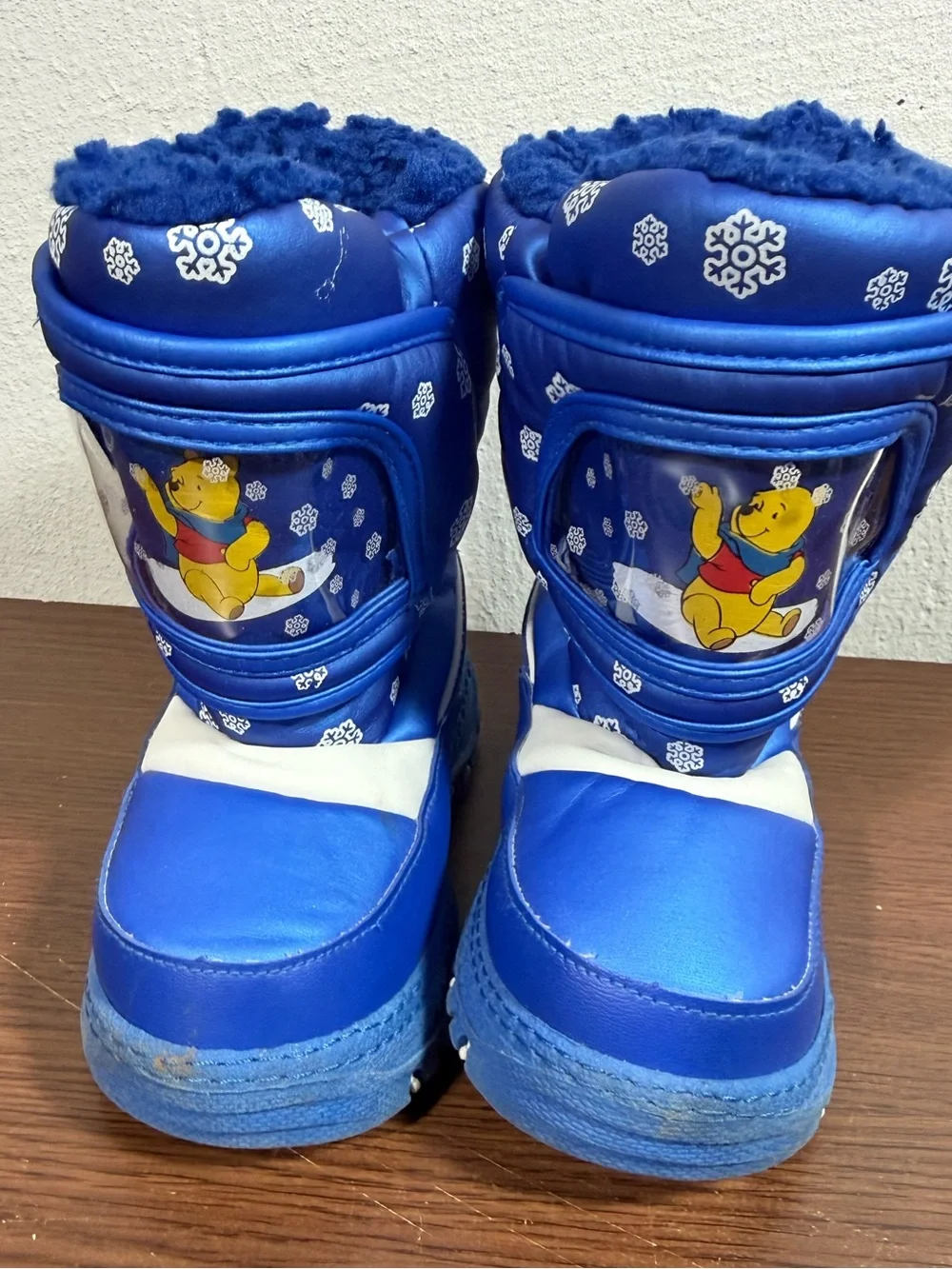 Y2K Pooh Snow Boots Toddler Size 5